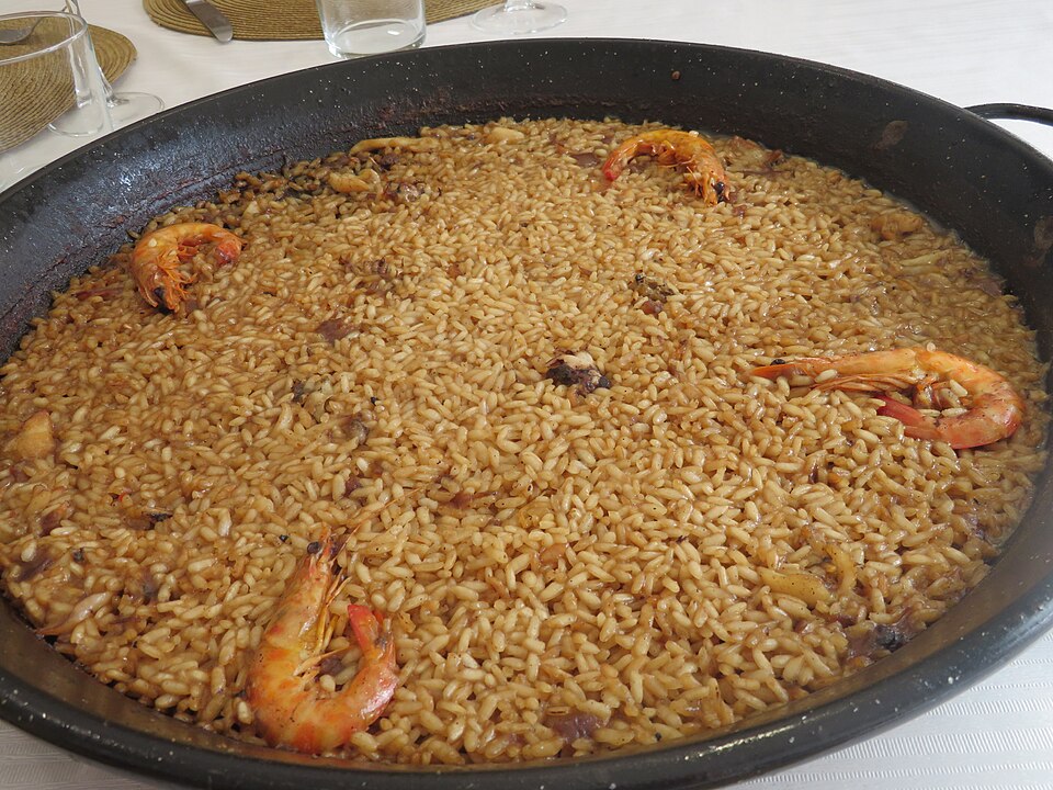 Rice dishes and tapas