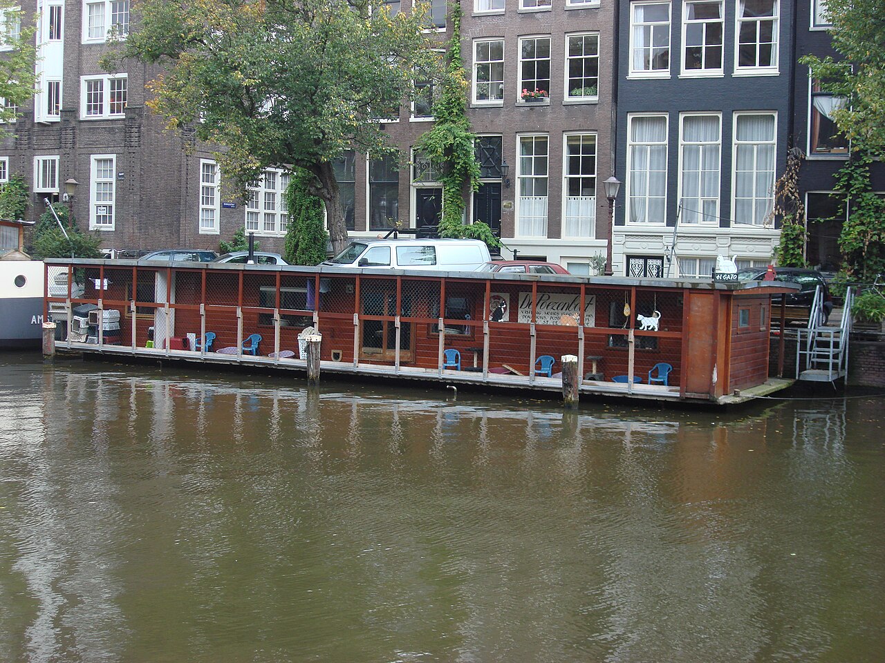 De Poezenboot cat boat